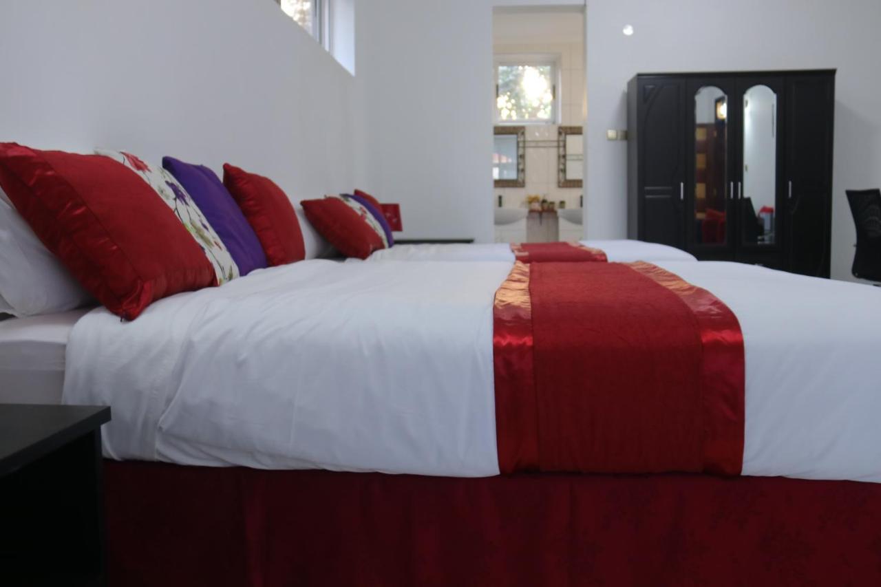 The Shoebill Nest Bed & Breakfast คัมพาลา ภายนอก รูปภาพ